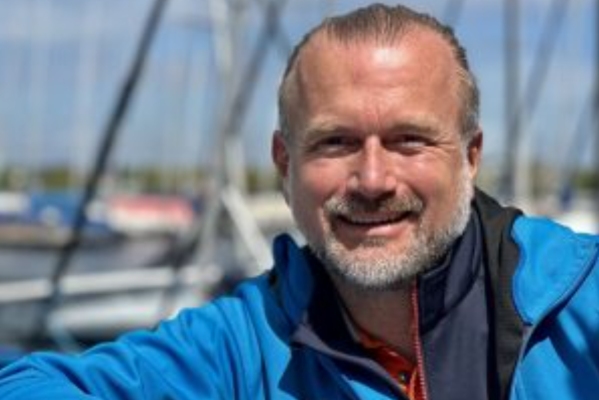 Nicko Cruises realiza crucero cinematográfico por el Pacífico Sur