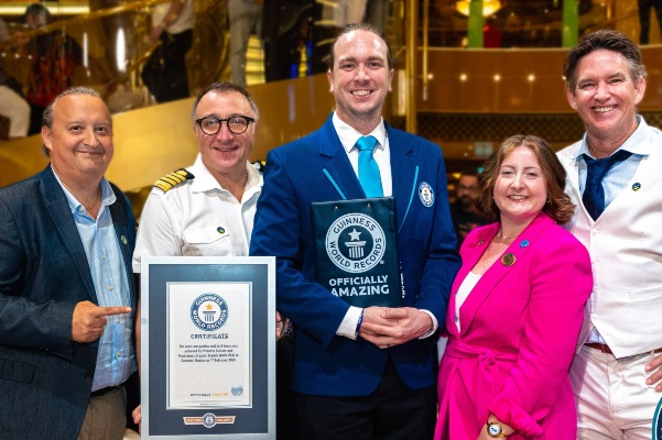 Princess Cruises celebra Día Nacional de la Margarita batiendo récord Guinness