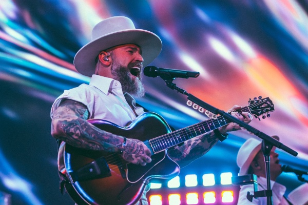 Margaritaville at Sea amplía colaboración y patrocina gira de Zac Brown Band