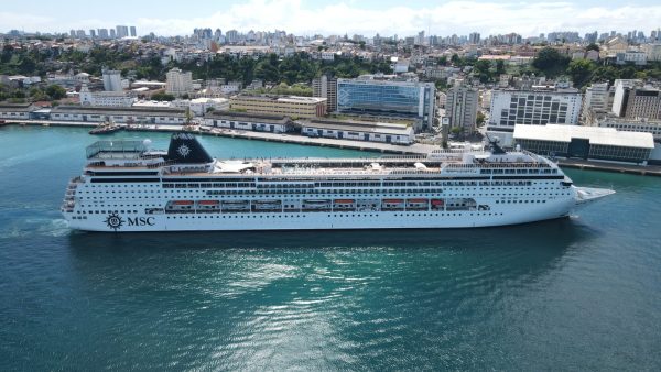 Más de 17 mil pasajeros desembarcan en puertos de Salvador e Ilhéus para disfrutar Carnaval