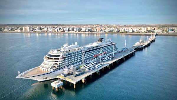 Crucero Viking Jupiter visita nuevamente Chubut