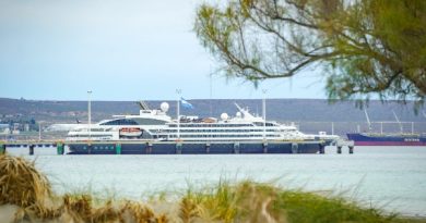 Crucero L’Austral visita Chubut por segunda vez en la temporada