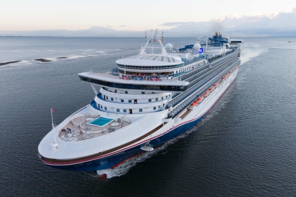 Carnival Encounter retorna a Brisbane para reiniciar cruceros