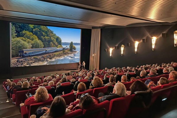 Lernidee Erlebnisreisen realizan promoción en cines de Stuttgart, Hamburgo y Berlín