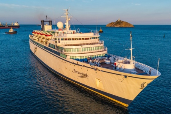 Freewinds y AIDAblu cierran temporada de cruceros en Santa Marta