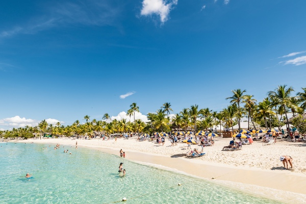 Mein Schiff ofrece cruceros al Caribe en invierno boreal 2027/28