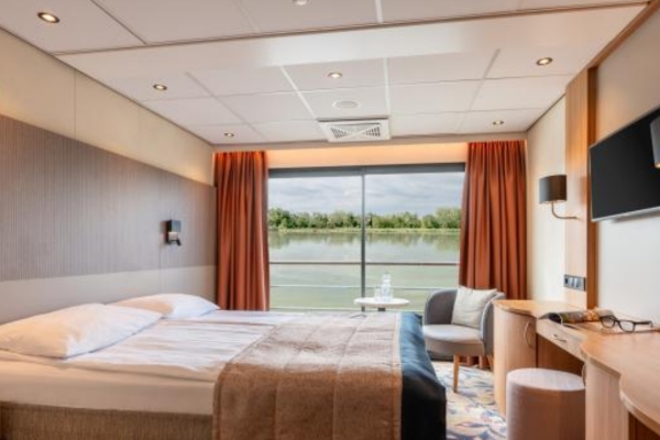 Barcos de Nicko Cruises Rhein Melodie y Rhein Symphonie inician temporada renovados