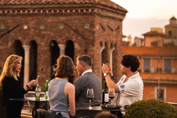 Roam by Tauck presenta catálogo completo para 2027 con crucero de Italia a Malta