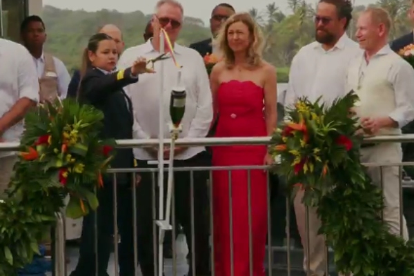 Primera capitana de un crucero en río Magdalena oficia también como madrina