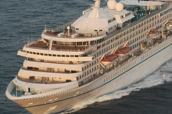 Phoenix Reisen retoma presencia de figuras destacadas y música