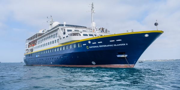 Crucero de National Geographic Expeditions consolida su propuesta de viajes de lujo sustentable en Islas Galápagos