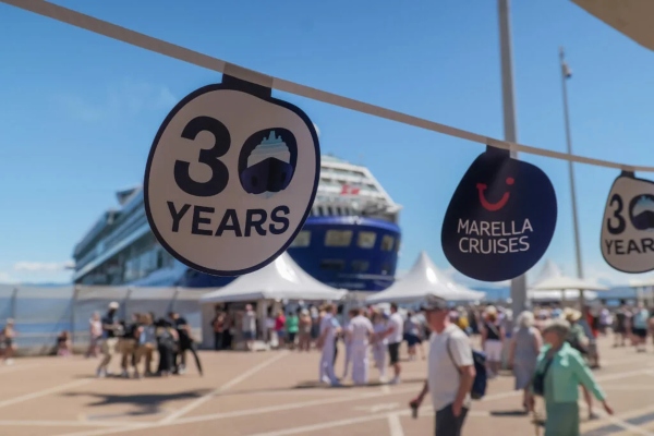 Marella Discovery 2 y Marella Explorer coinciden en Córcega para celebrar aniversario