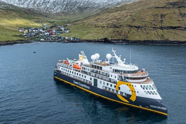 Ocean Explorer recala por primera vez a Torshavn y Funningur en Islas Feroe