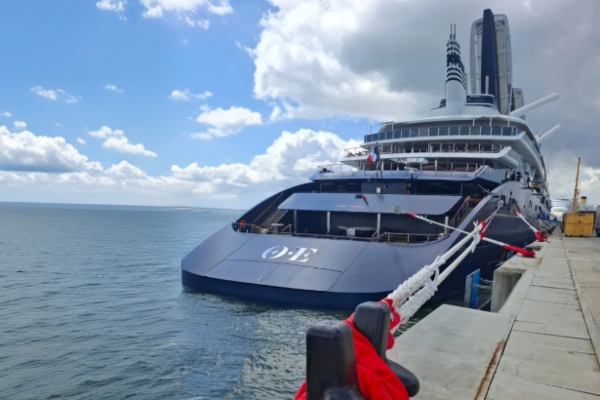 Orient Express Corinthian hace visita a Lisboa en viaje inaugural