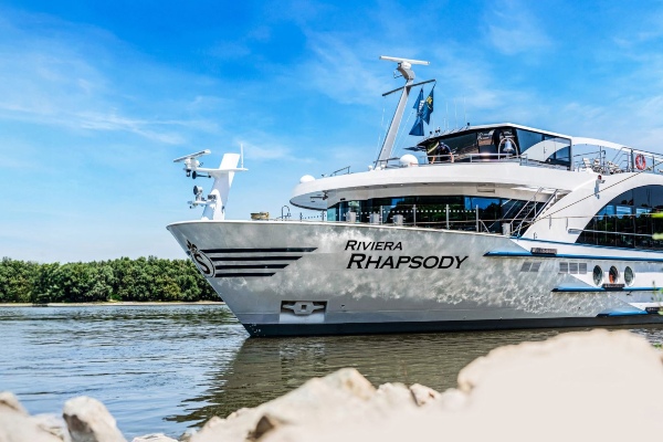 Nuevo Riviera Rhapsody iniciará cruceros en abril de 2028