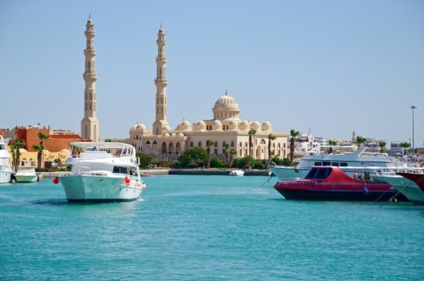RSD-Reisen suma crucero de cinco días en programas turísticos en Egipto