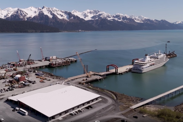 Royal Caribbean inaugura nueva terminal de cruceros en Alaska