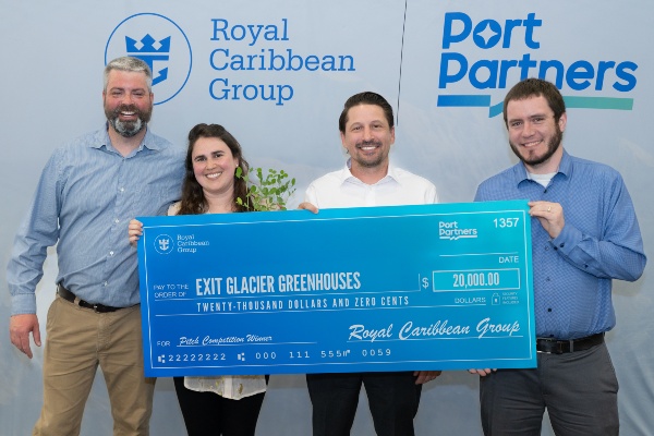 Destacan a Royal Caribbean por aporte a aceleración de pequeñas empresas en Alaska