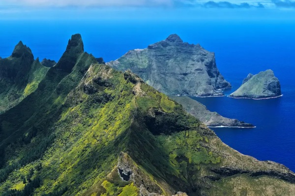 Aranui determina mejor época para conocer las Islas Australes