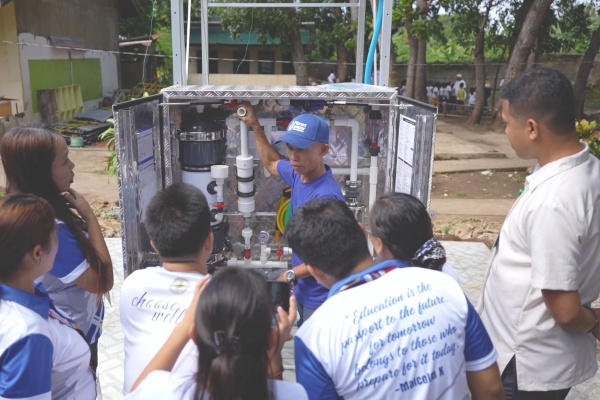 Filipinas: Programa SEA the Future entrega agua potable a comunidades de Cebú