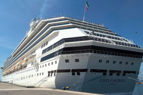 Primera de 15 escalas del Costa Fascinosa abre temporada en Taranto