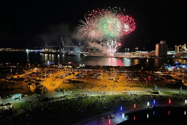 Port Canaveral prepara festival de fuegos artificiales el 3 de julio por aniversario de EE.UU.