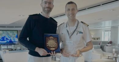 Crucero de Ponant construído en Ancona vuelve al puerto para recalada inaugural