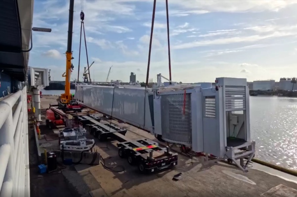 Port Tampa Bay inaugura pasarelas modulares