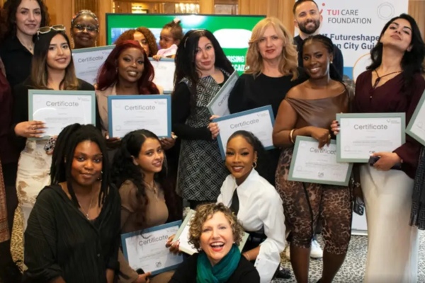TUI Care Foundation lanza programa para empoderar a mujeres como creadoras y guías de turismo en Europa
