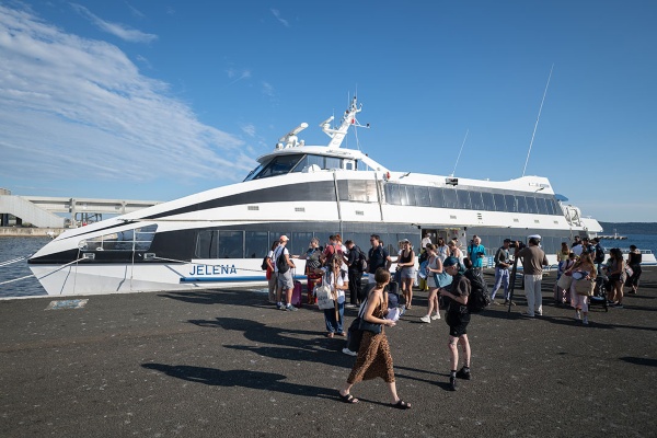 Nuevo servicio une Croacia e Italia en ferry de alta velocidad en cuatro horas