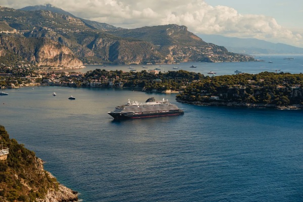 Explora Journeys y Hilton Honors lanzan programa de recompensas para viajes de lujo en alta mar