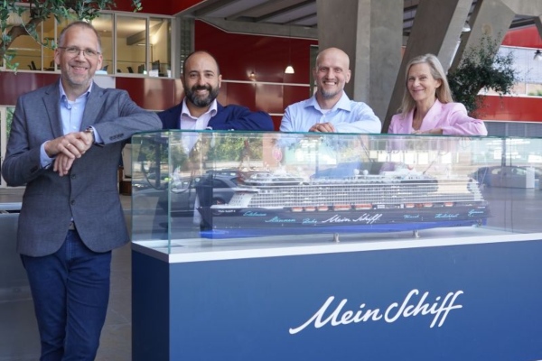 TUI Cruises presenta nuevo capitán para el Mein Schiff 4