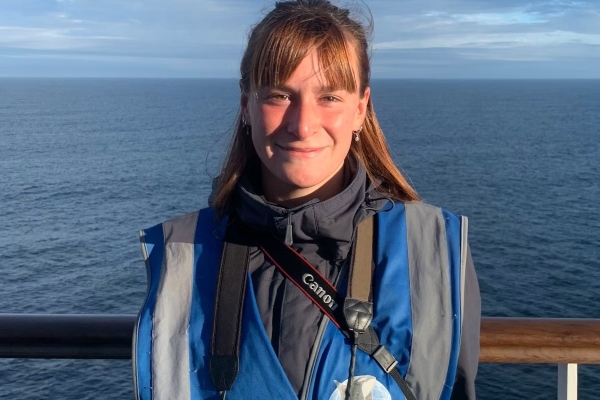 Observadora de mamíferos marinos Maria Snell se une al MSC Poesia en Alaska