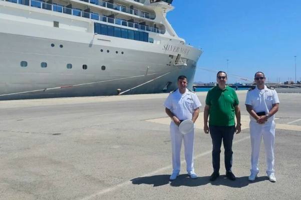 Silver Nova hace primera de nueve visitas en temporada inaugural en Heraklion