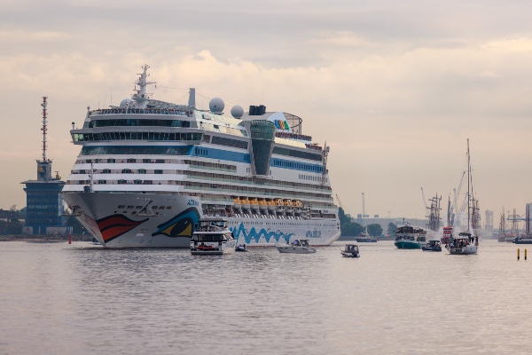 AIDA lleva mundo de las vacaciones marítimas a Hanse Sail 2026