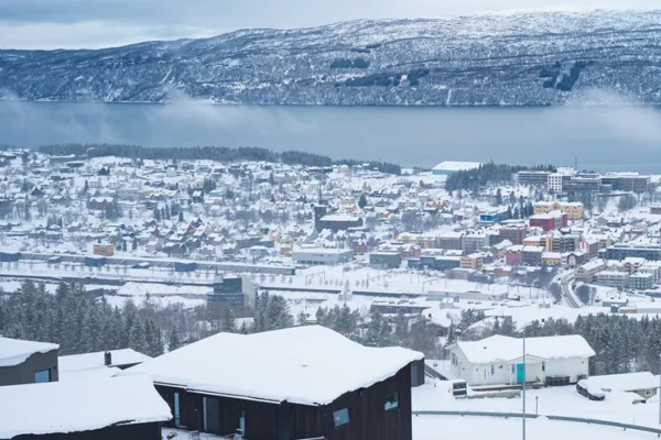 Fred. Olsen Cruise Line publica guía de viajes esencial sobre Narvik