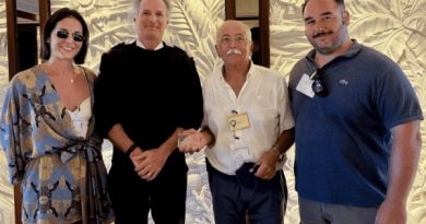 Port Argentario celebra una década de crecimiento con ilustres visitas inaugurales