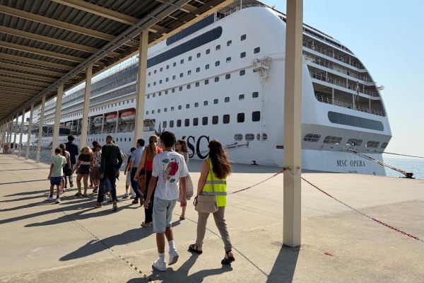 Puerto de Lisboa, MSC Cruceros y CLIA acercan a 11 jóvenes a actividades marítimas y cruceros
