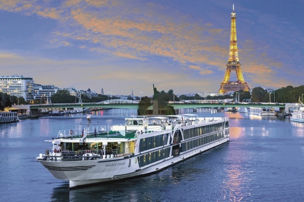 ADAC Reisen presenta viaje musical Seine & Paris en 2027