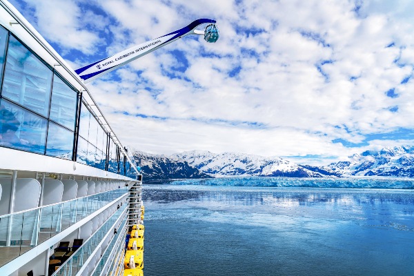 Royal Caribbean presenta vacaciones en Alaska para verano boreal de 2028