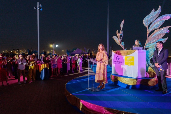 Con fiesta carnavalesca inauguran nueva terminal de Las Palmas Cruise Port