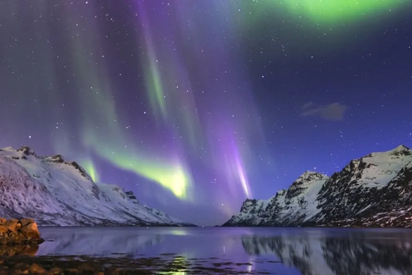 Ambassador Cruise Line define mejor época para ver las auroras boreales