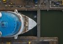 Video: Hero of the Seas flota por primera vez en astillero