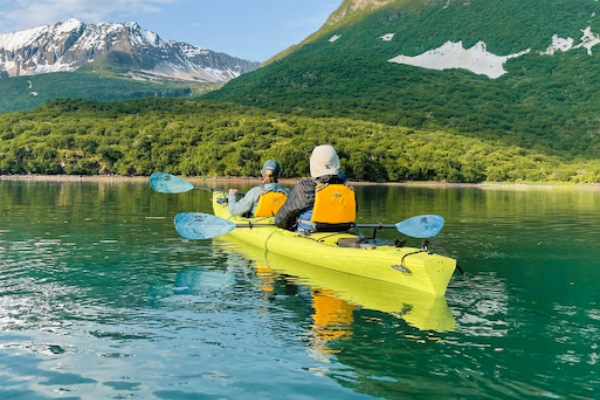 UnCruise Adventures devela viajes de 2028 hacia las Islas Aleutianas