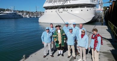 Falmouth’s Cruise Ship Ambassadors celebra 20 años dando la bienvenida a cruceristas