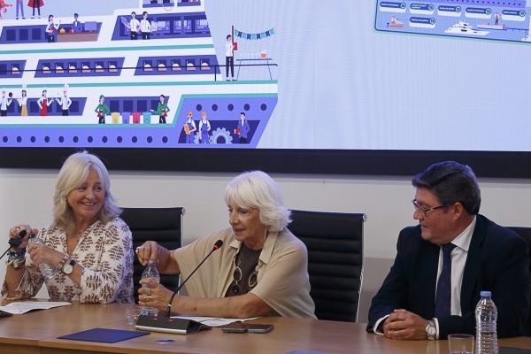 Puerto de Cádiz acerca mundo de los cruceros a aulas de la Bahía con programa Todos a Bordo