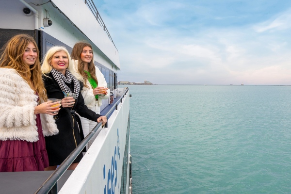 City Cruises presenta programación especial para celebraciones de Acción de Gracias, Navidad y Año Nuevo
