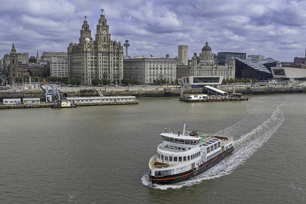 Liverpool: Mersey Ferries moderniza servicio con nuevo transbordador Royal Daffodil