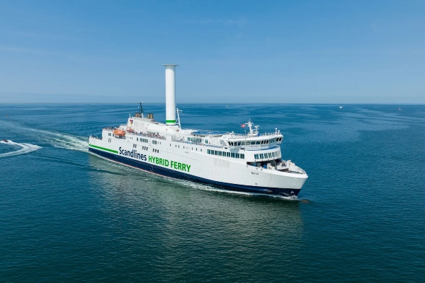 Scandlines se une a Federación y club de balonmano para integrar a jóvenes al mercado laboral